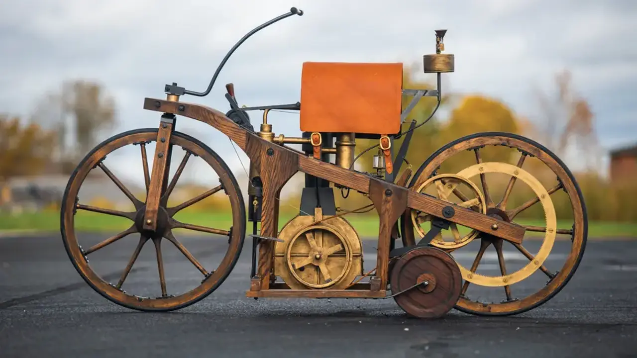 1885 Daimler Reitwagen